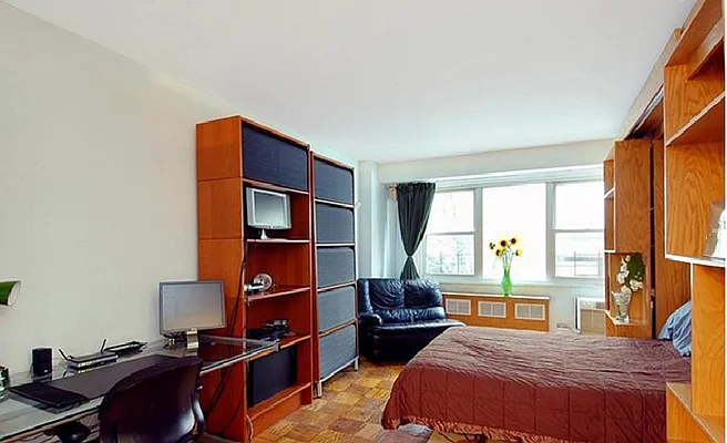 Rented by Bond New York | media 5