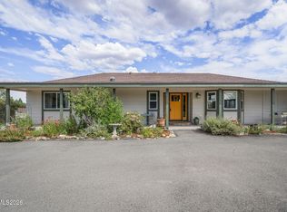 10750 Whitehawk Dr, Reno, NV 89508