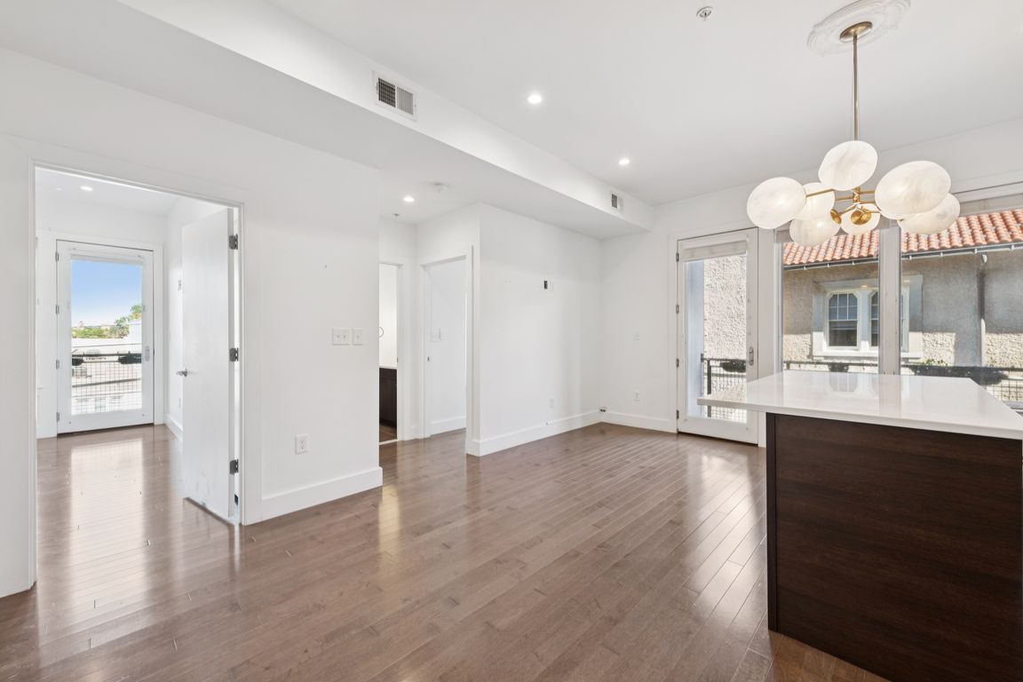 next background image