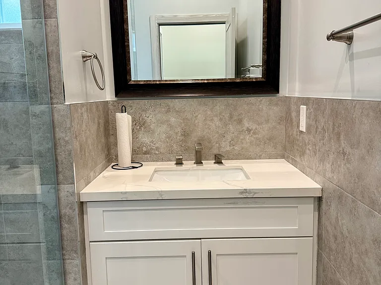 2428 N Lincoln St #101 — Photo 13