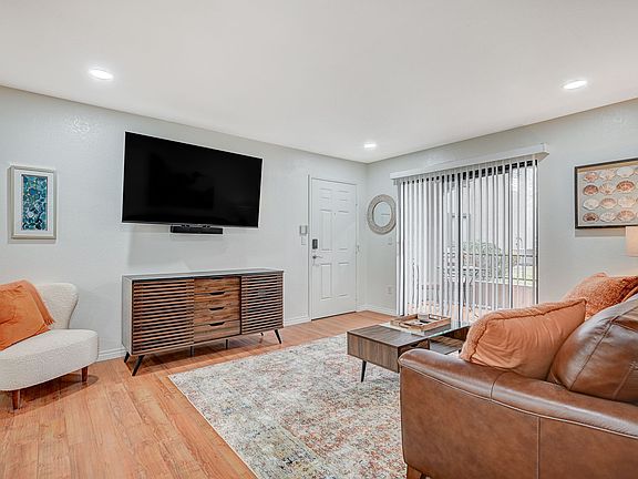 4th image of 950 Seven Hills Dr APT 2312