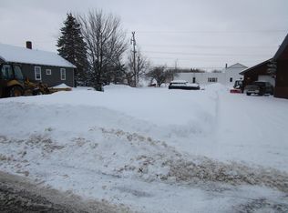 27 Braden St, Presque Isle, ME 04769