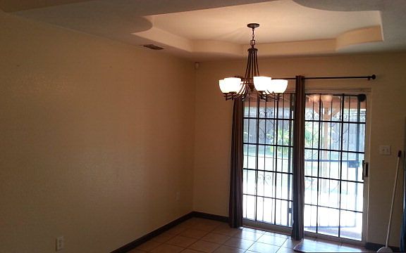 4th image of 300 Longoria Ave