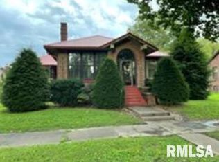 2908 Magnolia Dr, Cairo, IL 62914