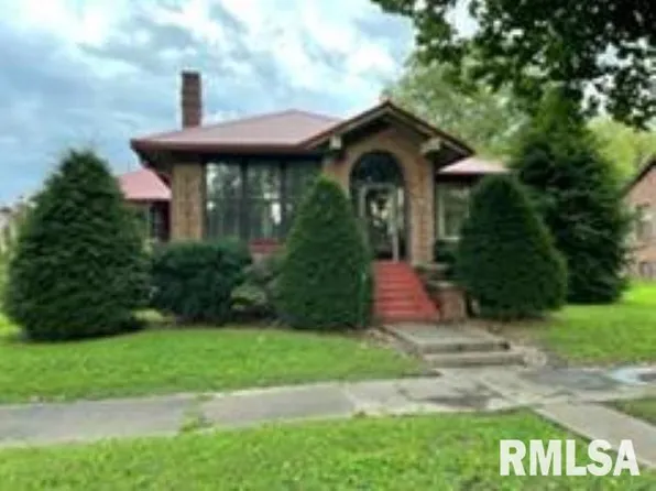 2908 Magnolia Dr, Cairo, IL 62914