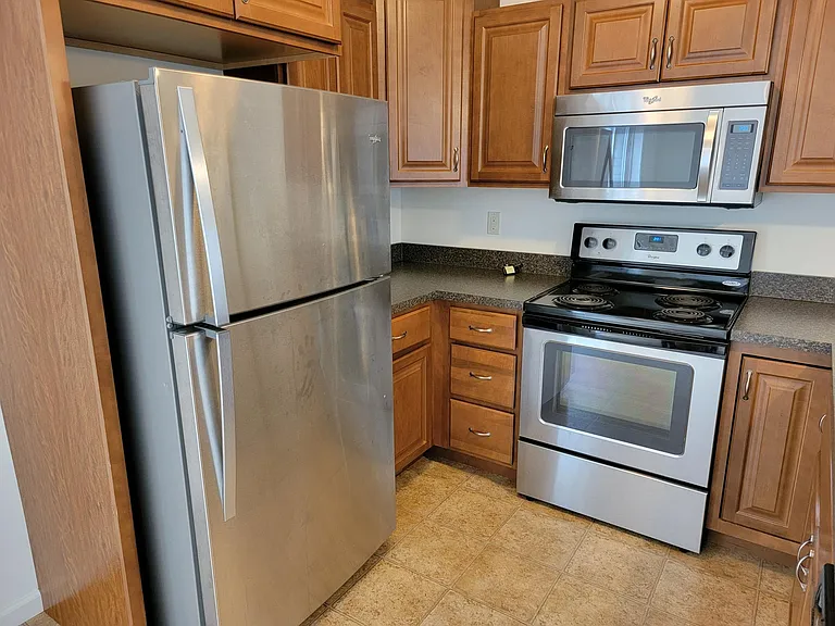 213 Limestone Dr — Photo 6