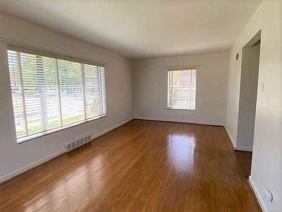 5th image of 6925 Clifton Ave