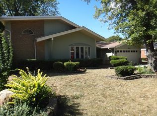 12606 S Austin Ave, Palos Heights, IL
