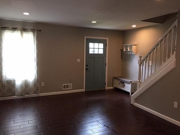 5th image of 23 Dorchester Ct
