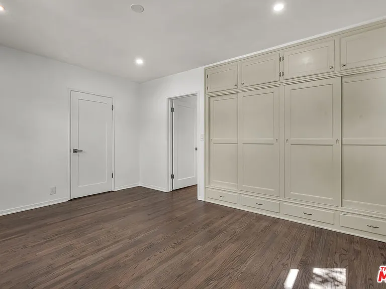 1091 Palm Ter — Photo 26