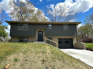144 Cardinal Cir, Lawson, MO 64062
