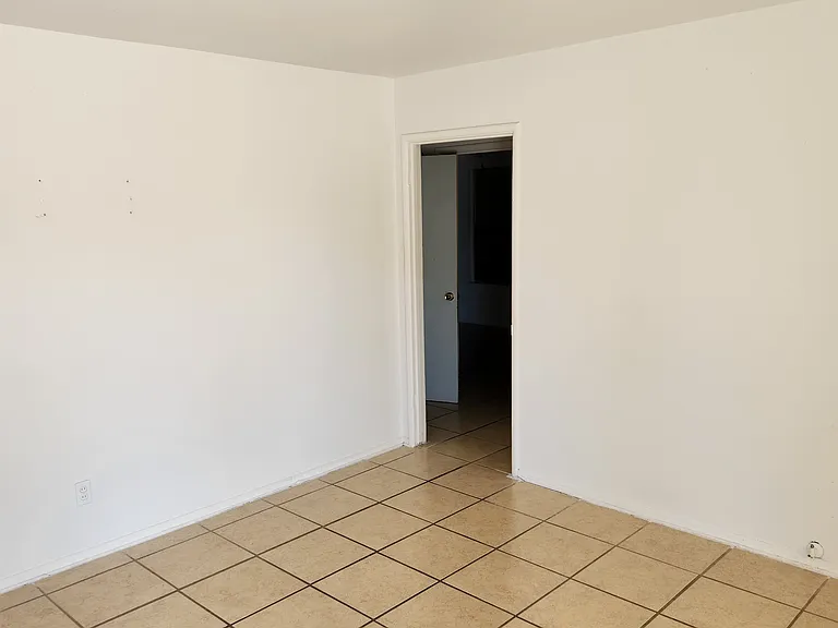1630 Pinewood Dr — Photo 9