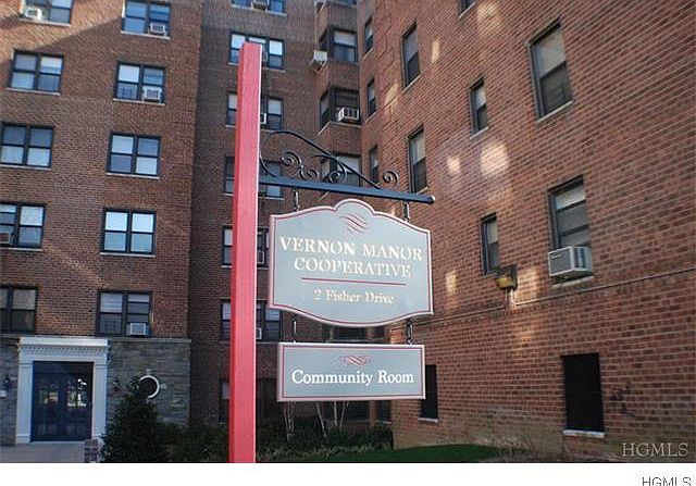 1st image of 2 Fisher Dr APT 609
