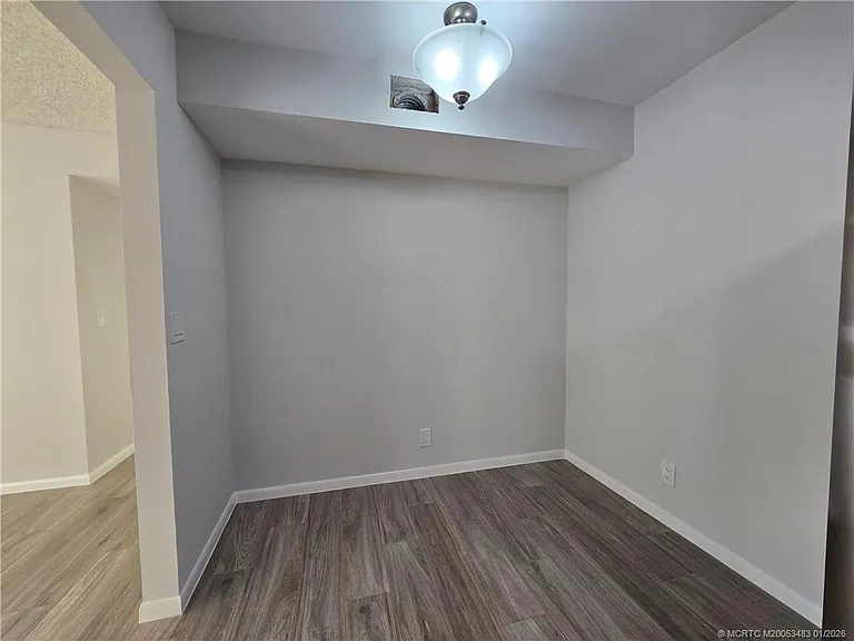2114 SW Silver Pine Way #121-F1 — Photo 11