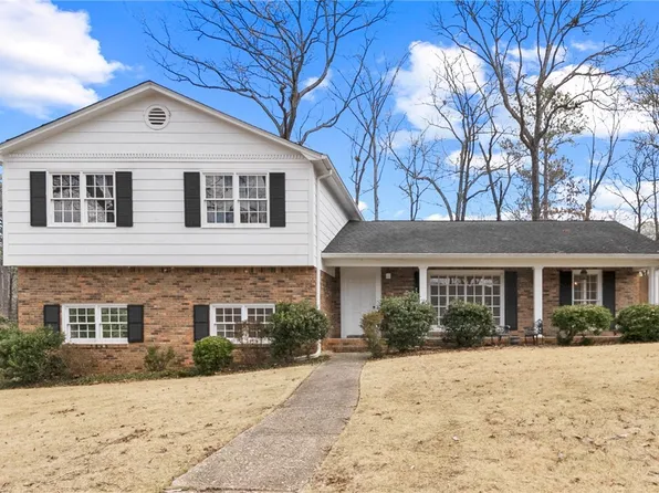 2510 19th St E, Tuscaloosa, AL 35404