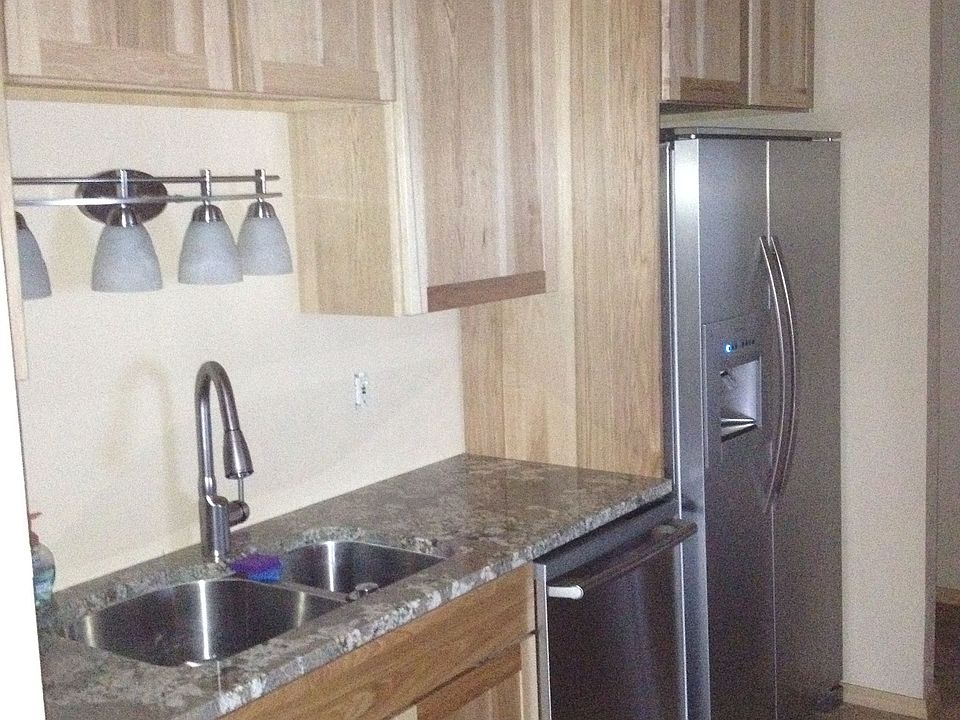 Remodeled Kitchen / Granite