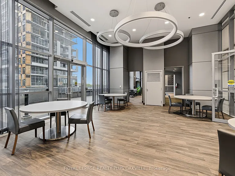 2087 Fairview St #2207 — Photo 25