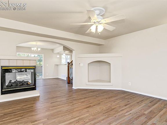 5th image of 2376 Pinyon Jay Dr