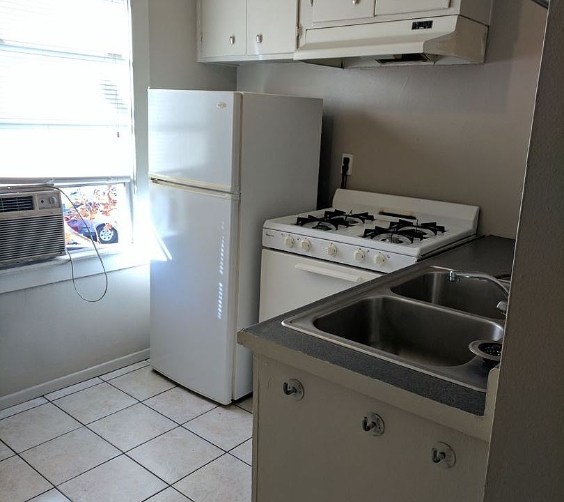 1st image of 204 E 2nd Ave APT 30