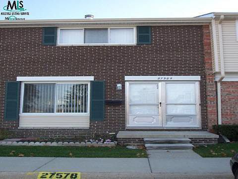1st image of 27582 Evelyn Ct