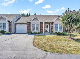 8614 Little Hoop Rd, Roanoke, VA 24019