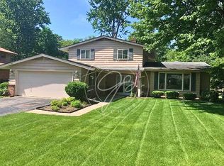 6912 Fredericksburg Dr, Sylvania, OH 43560
