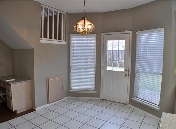 4th image of 5309 La Viva Ln
