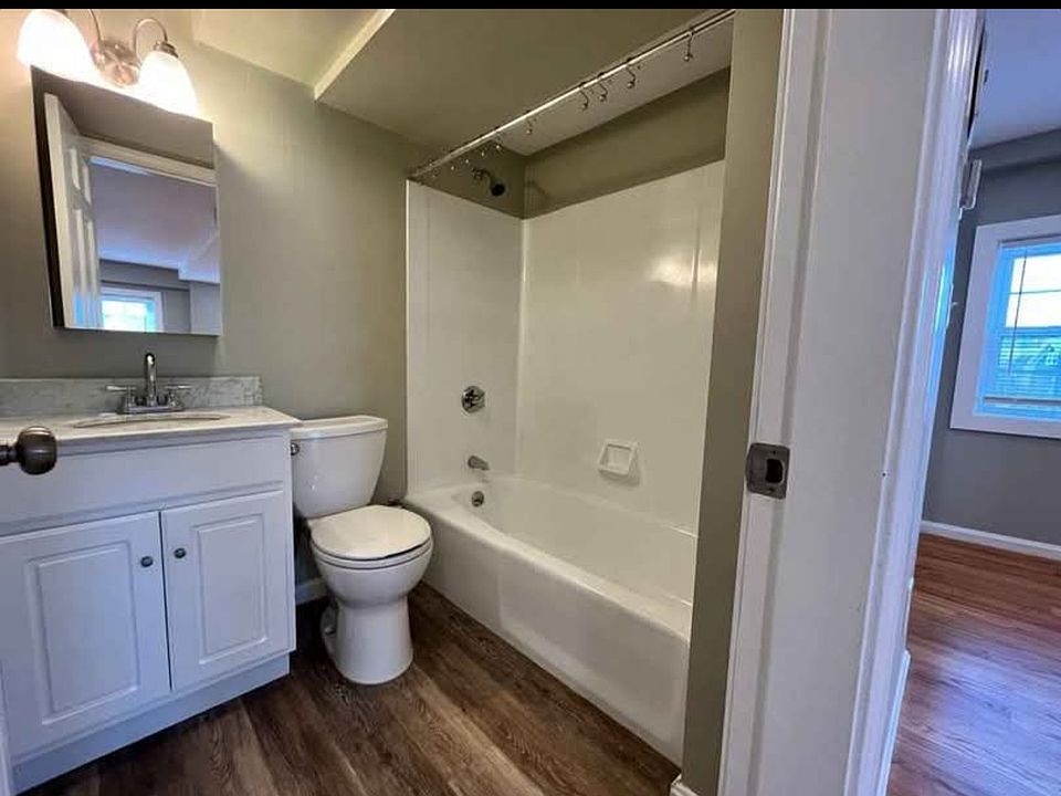 2nd image of 84 Cabot St APT 12