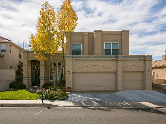 2nd image of 11136 Spyglass Hill Ln NE