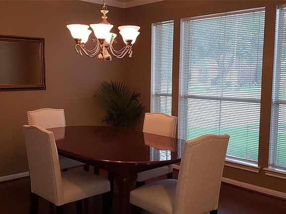 Formal Dinning Room looking in from the Entry Hallway!!!