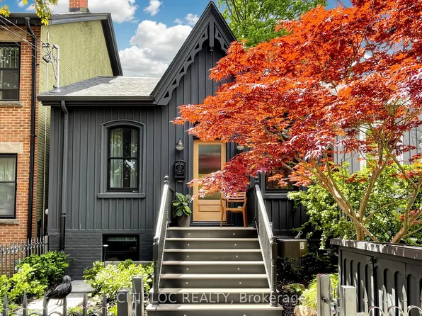294 Sackville St, Toronto, ON M5A 3G2