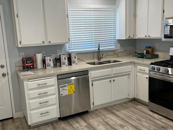 kitchen sink with disposal and dishwasher