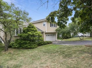 22 Hickory Rd, Nutley, NJ 07110