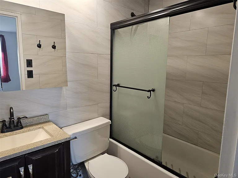 2 Richmond Rd #4F — Photo 12