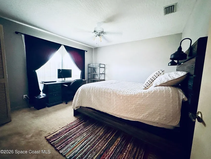 2065 Thistle Dr. - 1 — Photo 3