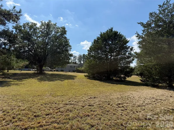 916 Hines Rd, Mooresboro, NC 28114
