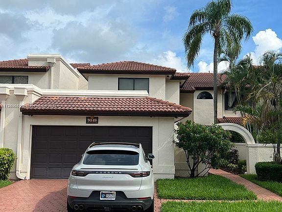 3rd image of 9349 NW 50th Doral Cir N