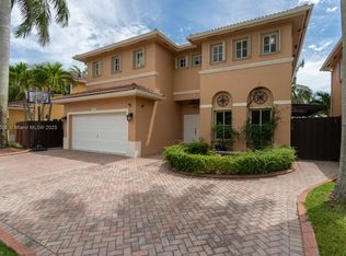 12716 SW 136th Ter, Miami, FL 33186