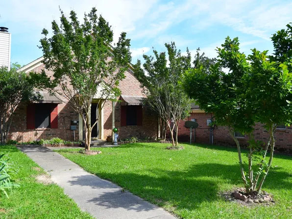 111 4th St, Minden, LA 71055