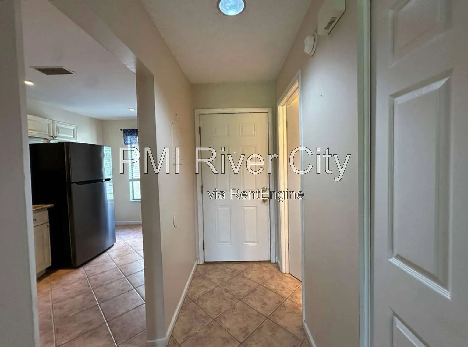 2 bed, 2.5 bath, 1220 sqft, $1,750 — Photo 3