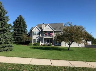 144 Minz Park Cir APT 3, West Bend, WI 53095