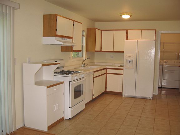 NEW MAYTAG APPLIANCES