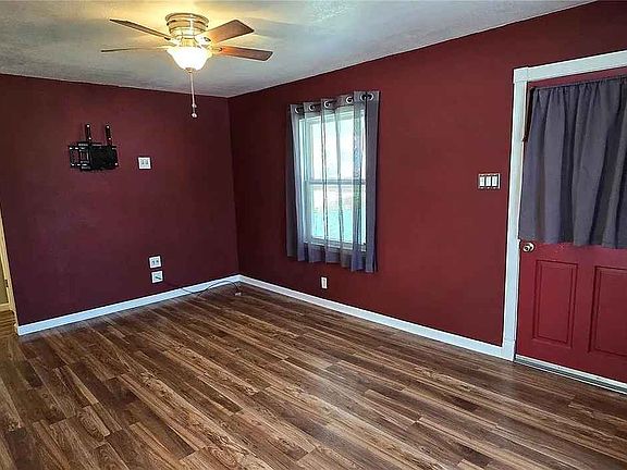 5th image of 6155 98th St Floor 2