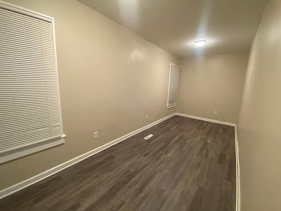 5th image of 23 Mariner St APT 1