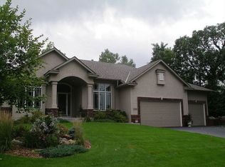 2526 62nd St E, Inver Grove Heights, MN 55076