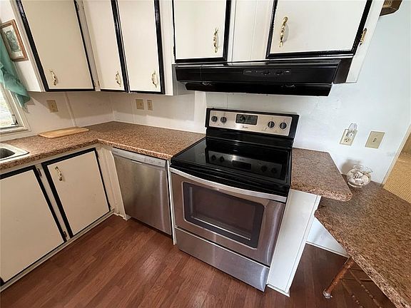 5th image of 930 Tarrson Blvd