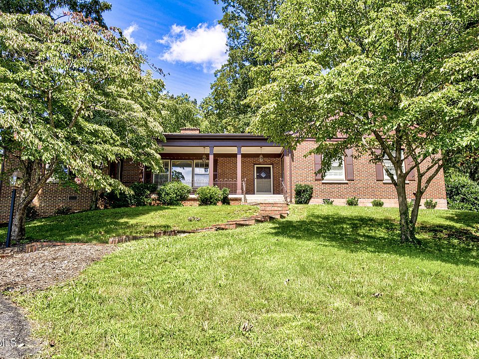 1st image of 445 Green Hill Rd