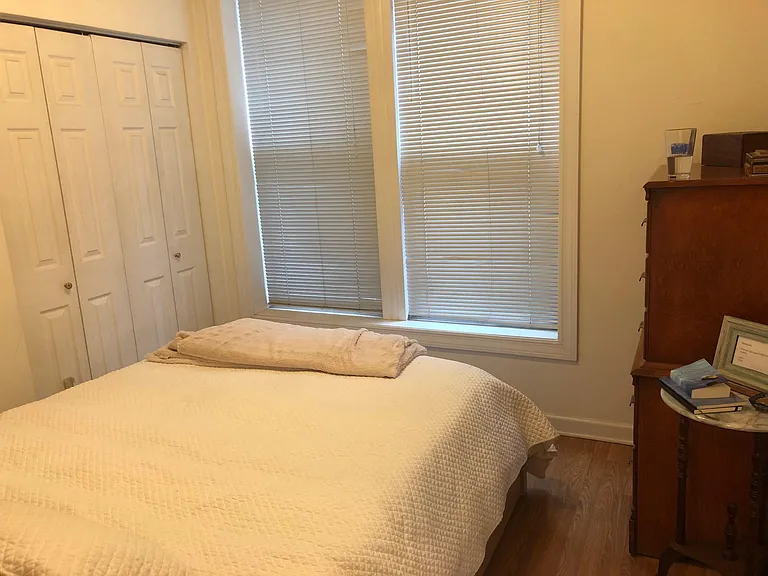 4703 N Winchester Ave #1R — Photo 8
