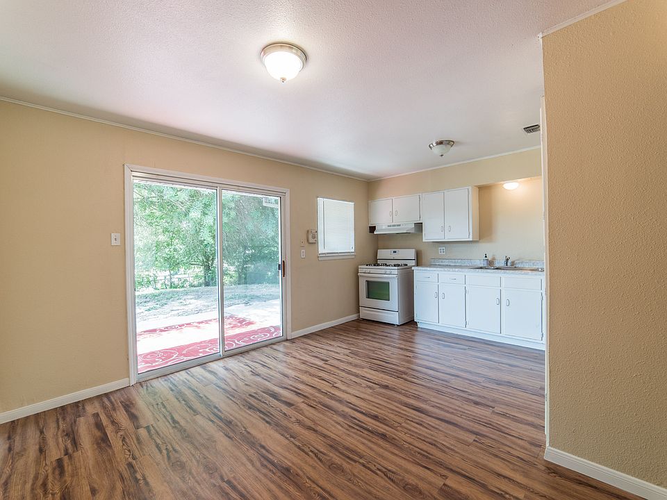 1st image of 343 Cable Dr