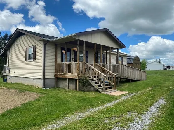 133 Parkdale St, Shady Spring, WV 25918